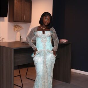 Elegant Beaded Two Piece in Mint